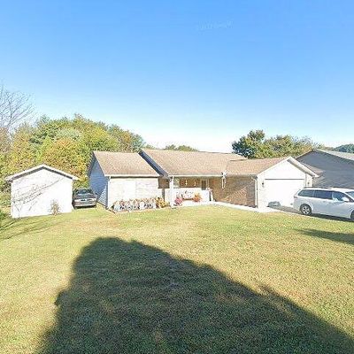 2925 Country Meadows Ln, Maryville, TN 37803