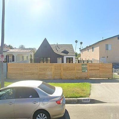 2942 West View Boulevard, Los Angeles, CA 90016