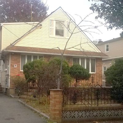 295 Travis Ave, Elmont, NY 11003