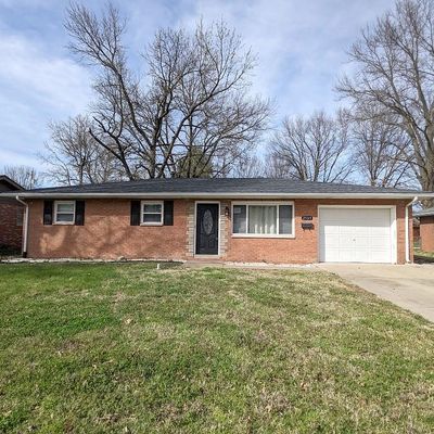 2509 Angela Dr, Granite City, IL 62040