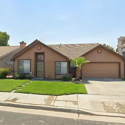 252 W Bedford Ave, Clovis, CA 93611