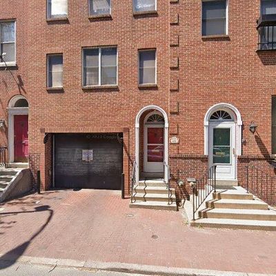 254 S 9 Th St, Philadelphia, PA 19107