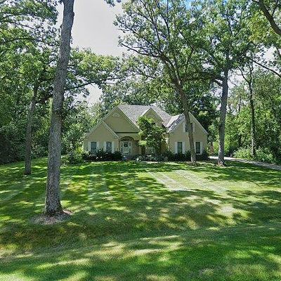 2541 Countryside Dr, Delavan, WI 53115