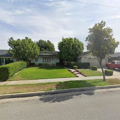 2571 N Ashwood St, Orange, CA 92865