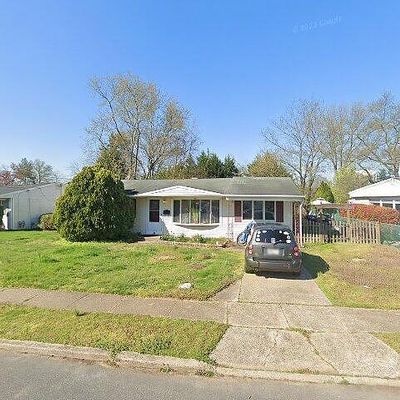 26 Cambridge Cir, Maple Shade, NJ 08052