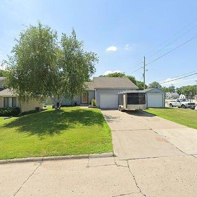 2601 S Saint Marys St, Sioux City, IA 51106