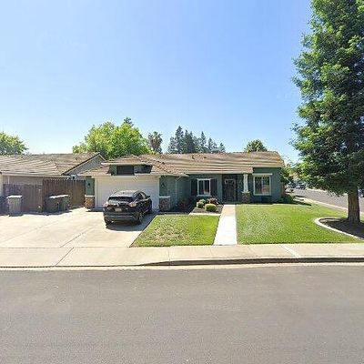 2618 River Cove Dr, Riverbank, CA 95367