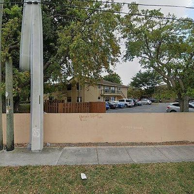 2655 W 67 Th Pl #14, Hialeah, FL 33016