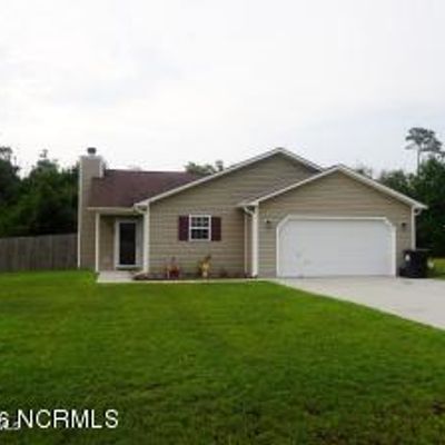 313 Top Knot Rd, Hubert, NC 28539