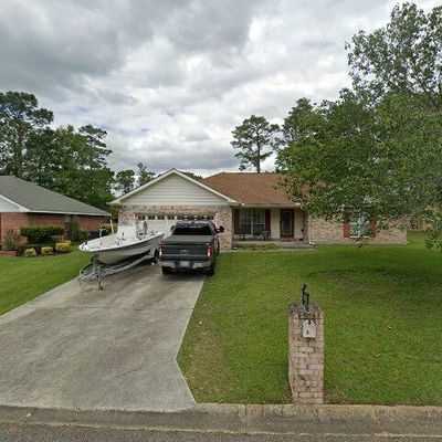 315 Country Club Dr, Picayune, MS 39466