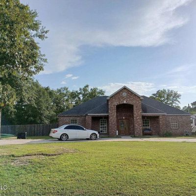 318 W Mchenry Rd, Perkinston, MS 39573