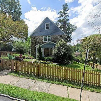 32 Henley Rd, Wynnewood, PA 19096