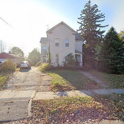 32 Stone St, Danbury, CT 06810