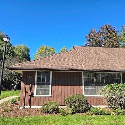 32 1 Tamaron Drive, Waldwick, NJ 07463