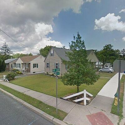 320 Pine St, Absecon, NJ 08201