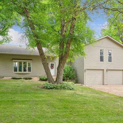 32045 Sanborn Dr, Montgomery, MN 56069