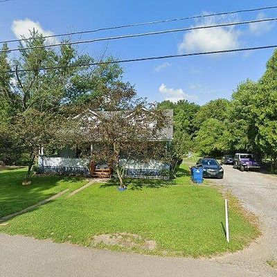 3214 Ellwood Rd, New Castle, PA 16101