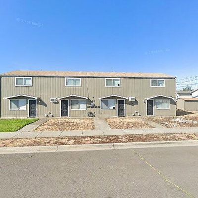 325 N 9 Th St, Central Point, OR 97502