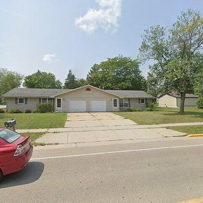 325 S Wisconsin St, Pulaski, WI 54162