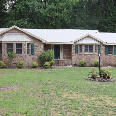 332 S Wedgewood Dr, Washington, NC 27889