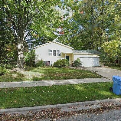 3322 Cardiff Ct, Lansing, MI 48911