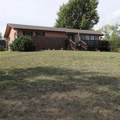 3327 Rolling Hills Dr, Milford, KS 66514