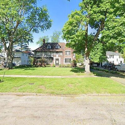 337 Newcastle Rd, Rochester, NY 14610