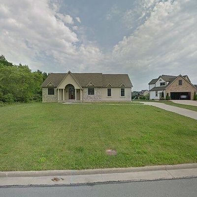 3380 Linden Pl, Canfield, OH 44406