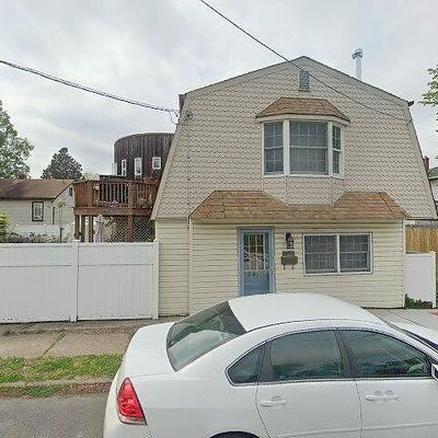 341 Winter St, Florence, NJ 08518