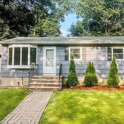 30 Paradise Trl, Stockholm, NJ 07460