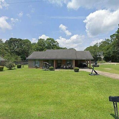 300 Old Swamp Rd, Hayneville, AL 36040