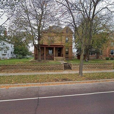 300 S Broadway St, New Ulm, MN 56073