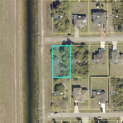 3018 13 Th St Sw, Lehigh Acres, FL 33976