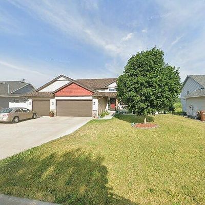 302 Kennedy Ave Nw, New Prague, MN 56071