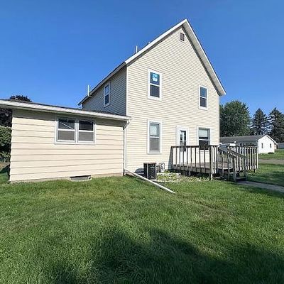 302 N Marshall St, Caledonia, MN 55921