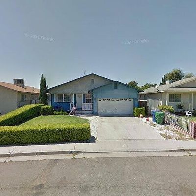 303 Campos Ct, Planada, CA 95365