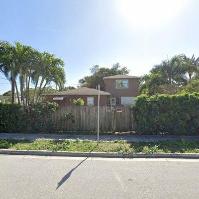 303 Cornell Dr, Lake Worth Beach, FL 33460