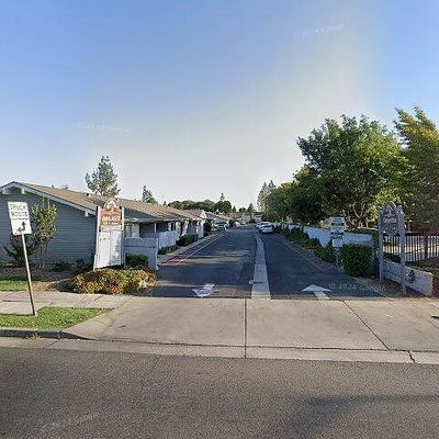 303 E Bullard Ave #146, Fresno, CA 93710