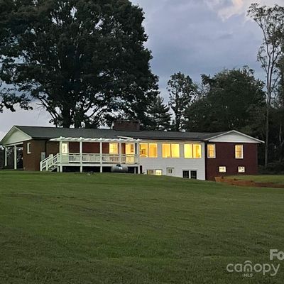 303 Legion Rd, Hudson, NC 28638