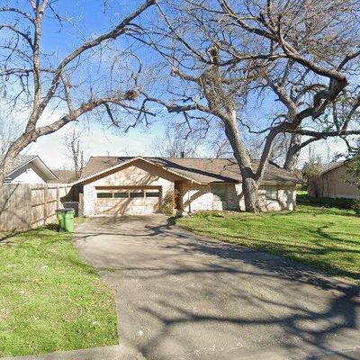 305 Pecan Ln, Round Rock, TX 78664