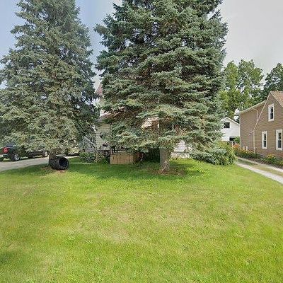 306 2 Nd St, Fox Lake, WI 53933