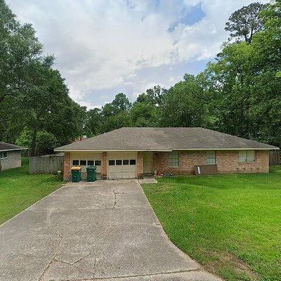 306 Hollywood Dr, Conroe, TX 77303