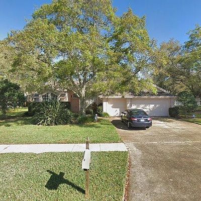 3064 Homestead Oaks Dr, Clearwater, FL 33759