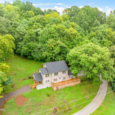 3070 Dug Gap Rd, Louisville, TN 37777