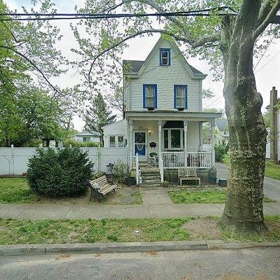 308 W 3 Rd St, Palmyra, NJ 08065