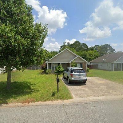 310 Strawbridge Ln, Bonaire, GA 31005