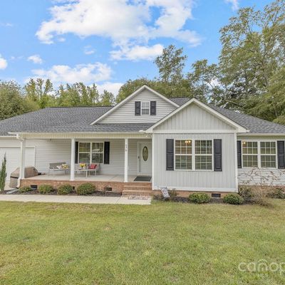 378 Boyd Faile Rd, Heath Springs, SC 29058