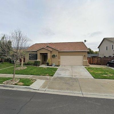 3790 Buenaventura Dr, Ceres, CA 95307