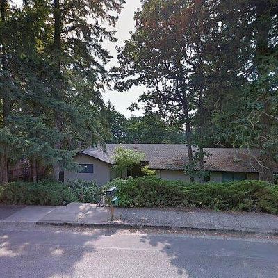 3800 Vine Maple St, Eugene, OR 97405