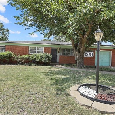 3807 37 Th St, Lubbock, TX 79413